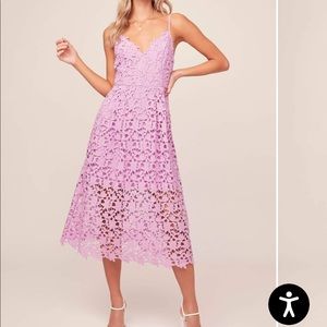 Light orchid brand new ASTR the label dress.